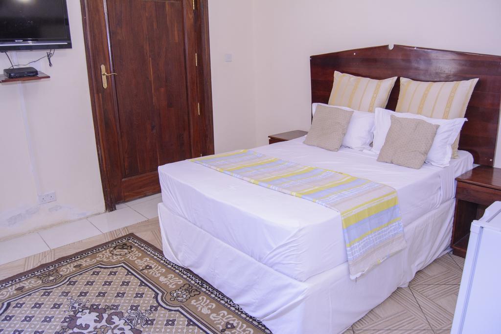 The Palace Guest House Harare Buitenkant foto